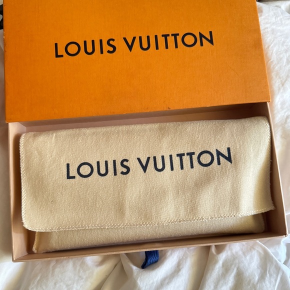 Louis Vuitton Sarah wallet monogram/ fuschia - Picture 4 of 8